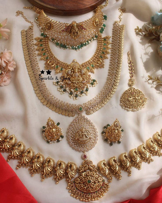 Kanchan and Glow Jewellery Set